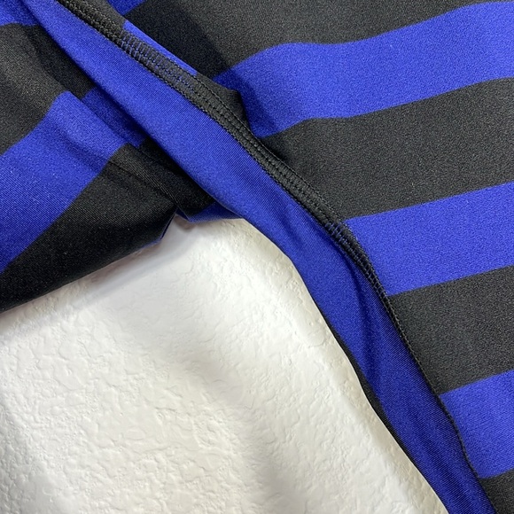 K-Deer Jamie‎ Stripe Capri length Leggings size Small - Picture 4 of 10